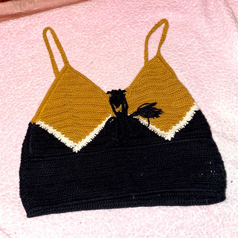 Crochet color block crop top